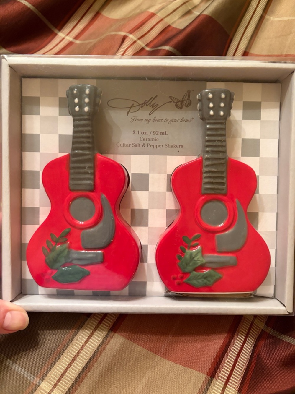 New in Box Dolly Parton holiday Christmas guitar salt and pepper shakers 3.1 oz